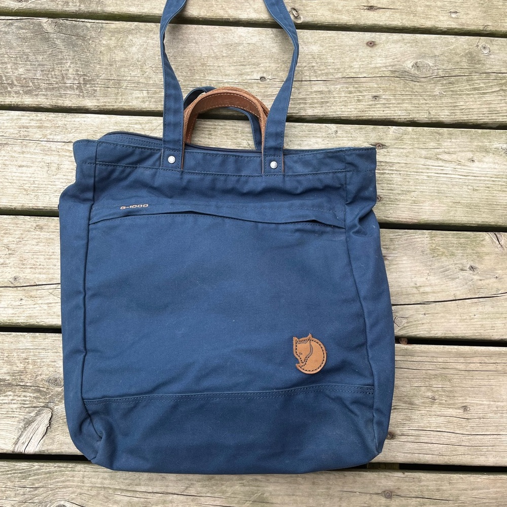 Fjallraven Totepack No. 1 - convertible tote bag